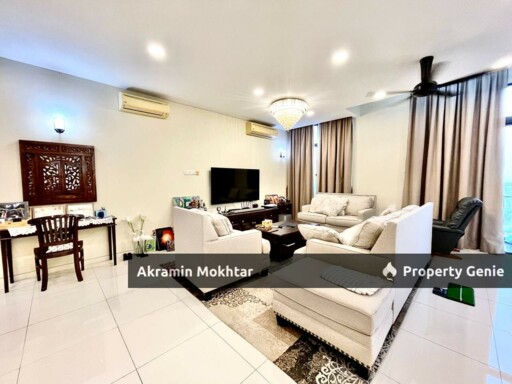Freehold, Corner Umit, Fully Renovated & 3 Parking | Duplex Unit Temasya Kasih Condominium Glenmarie, Shah Alam
