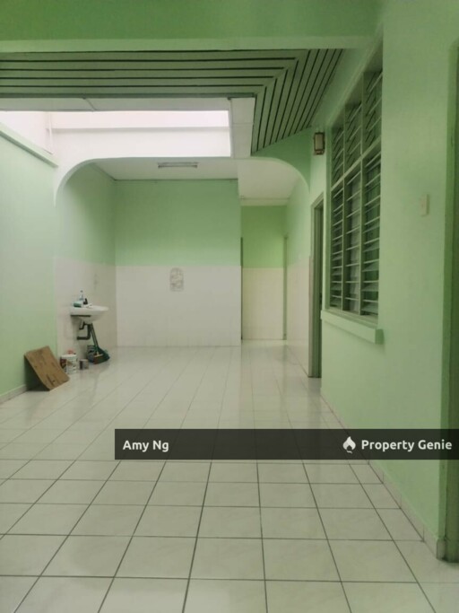 Single Storey Ipoh Garden Freehold For Sale