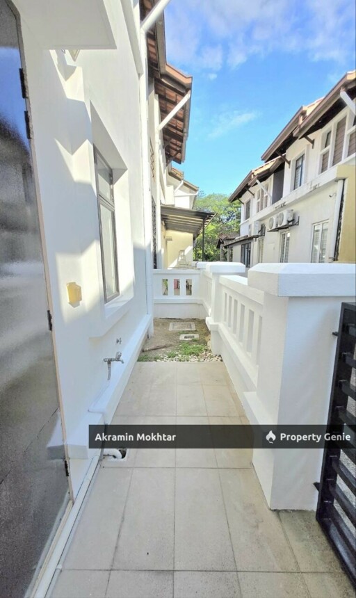 FREEHOLD, FACING OPEN & REFURBISHED | ARCA KARYA SUPERLINK DOUBLE STOREY ALAM IMPIAN (SEKSYEN 35 ALAM IMPIAN)