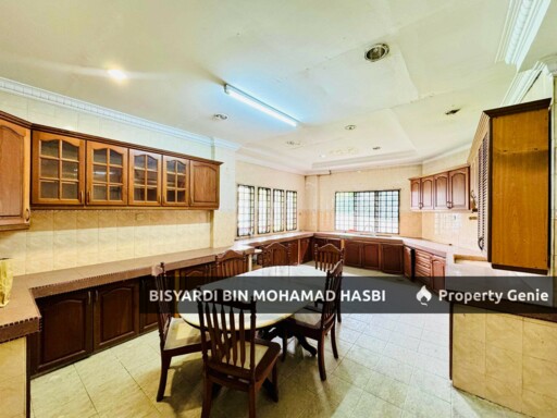 1.5 Storey Corner Lot Bungalow SS3 Kelana Jaya, Petaling Jaya