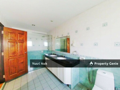 FULLY FURNISHED BUNGALOW DOUBLE STOREY BEVERLY ROW IOI RESORT CITY PUTRAJAYA