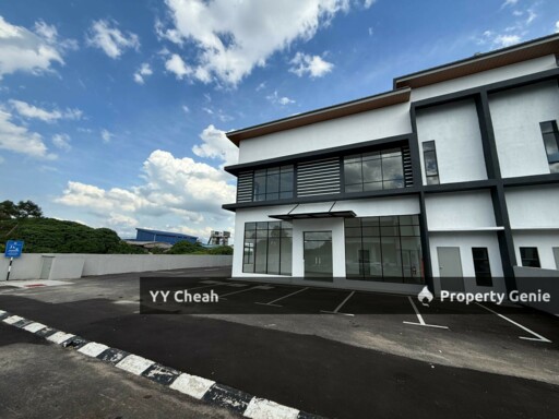 Chepor Chemor Ipoh, 1.5 Factory For Rent, Modern 4 in 1 Great location