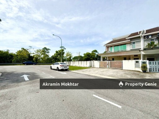 Freehold, Corner Lot & Renovated | Double Storey Camellia Serene Heights 1, Semenyih