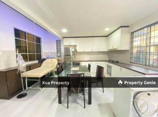 Single Storey Intermediate House at Midway Link, Samarahan