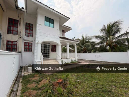 Jalan Semarak Bandar Utama Batang Kali Semi D 2-Storey For Sale