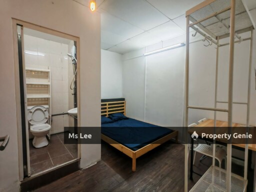 Room 203 RM 650 @ 2 Storey Shop Hotel,Chow Kit -near LRT/HKL/IJN -Ready Now