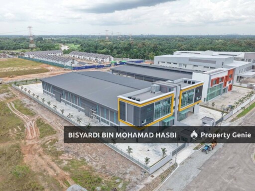SEMI DETACHED FACTORY WAREHOUSE @ CIPTA 3 BANDAR SERENIA SEPANG .