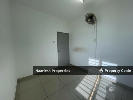 EASTBAY LUXURY APARTMENT PANGSAPURI SERI BAYAN, MASAI