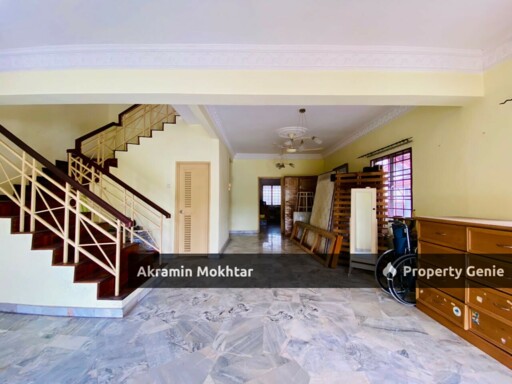 FREEHOLD & END LOT | BANDAR TUN HUSSEIN ONN 2 STOREY TERRACE