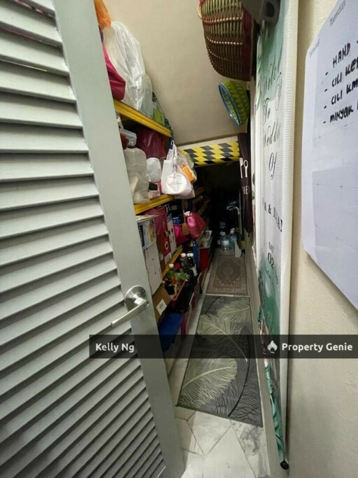 Double Sty Renovated Partly Furnished House At Bandar Bukit Raja Klang For Rent & Sale