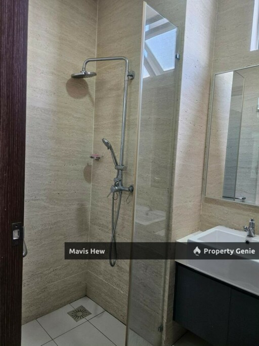 For Rent, Crescent Bay Suites, 2 Carpark, Dual Key Unit, Partial Furnished, New Paint