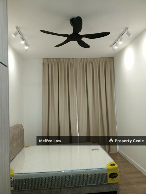Far East Residence @ for Rent 1107sf