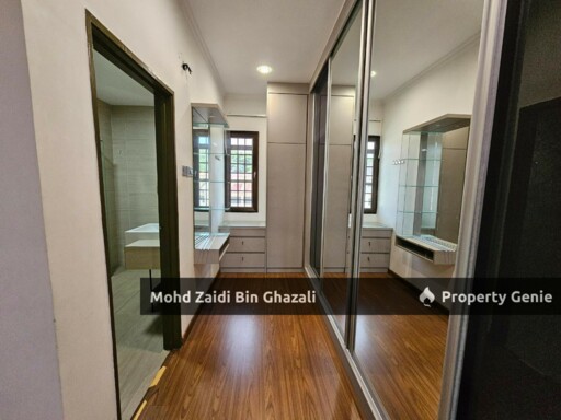 Below Market Renovated  2.5 Storey Terrace Presint 8