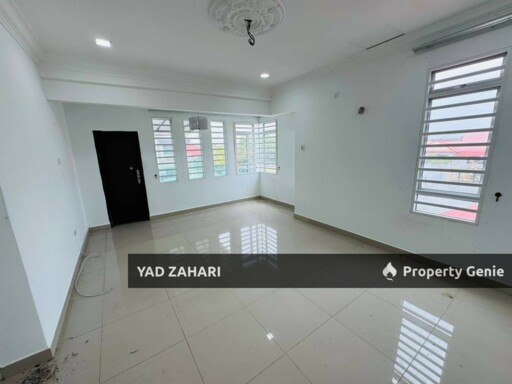 Taman Bentara, Telok Panglima Garang | 2-Storey Terrace 5 Bedrooms | RM690K - Endlot & Fully Renovated Extended