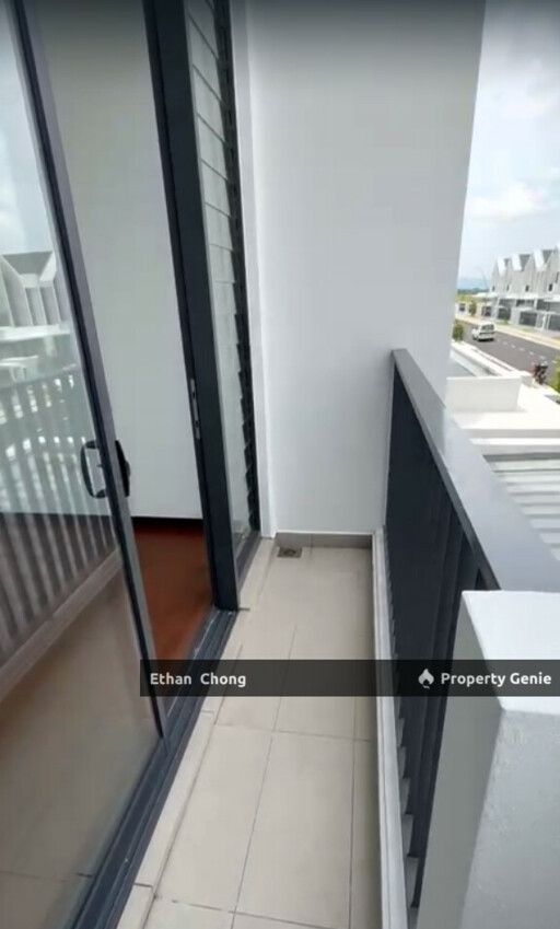 The Eighth Elmina House For Sale
