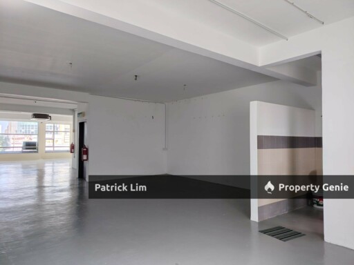 Kota Laksamana 1st Floor Shoplot - Hot Commercial Space For Rent