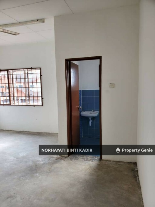 DOUBLE STOREY TERRACE LORONG SERI MAHKOTA AMAN 26, KUANTAN