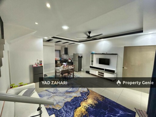 Rentak Perdana, LBS Alam Perdana, Puncak Alam | 2-Storey Terrace 4 Bedrooms | RM450K - Semi Furnished with Good Condition and Gated Guarded
