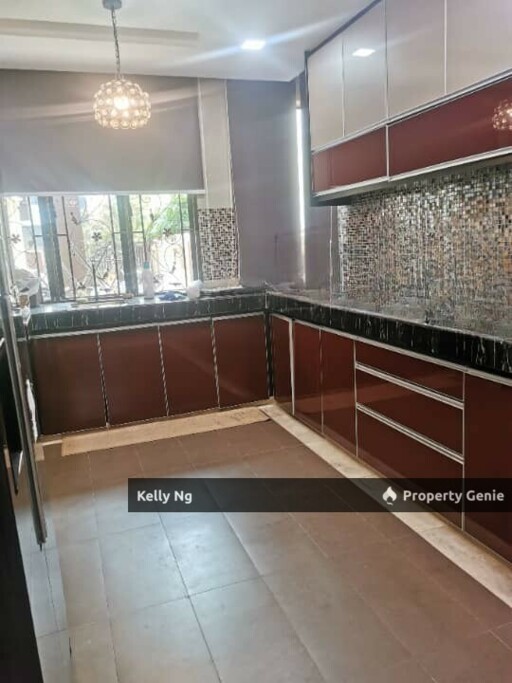 Double Sty Bungalow Fully Furnished At Aman Perdana Klang For Rent & Sale