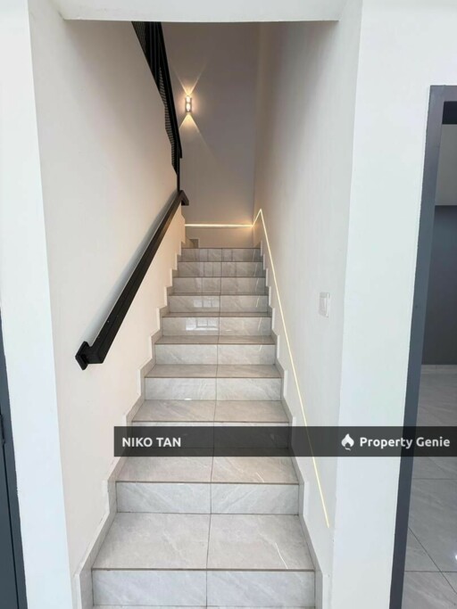 [INTERNATIONAL]2Storey Semi D Jalan Abdul Samad For Sale