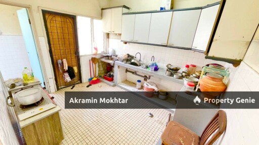 FREEHOLD &  NEAR MRT | Double Storey Taman Serdang Raya Seri Kembangan Selangor