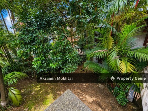 FREEHOLD & PARTIALLY FURNISHED | KG TUNKU SS1 PETALING JAYA – DOUBLE-STOREY BUNGALOW