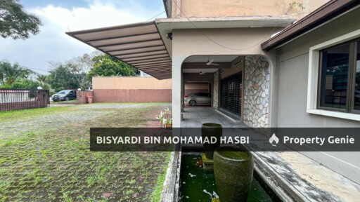 Old Bungalo Two Storeys Prime Location In Section 14, Petaling Jaya.