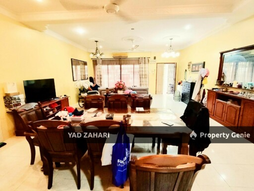 Nusa Rhu, Shah Alam | 2-Storey Terrace 4 Bedrooms | RM550K - Below Market, Renovated Kitchen & Extended at Kitchen Area