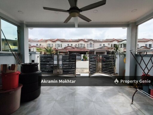 Freehold, Fully Renovated & Partially Furnished | Double Storey Terrace, Taman Puchong Prima, Puchong