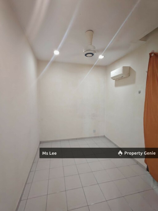 T-Parkland Condo @ Templer Park Resort , Rawang - Level 12 Greenery View - Sale Below Bank Value Rm70k