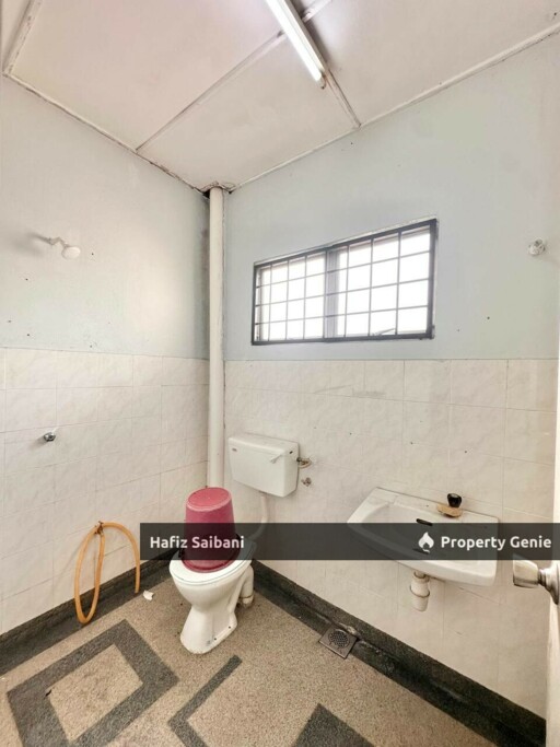 Double Storey Terrace Saujana Utama Sungai Buloh