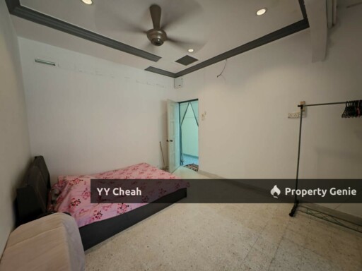 First Garden Single Storey Terrace, Good Condition, For Sale