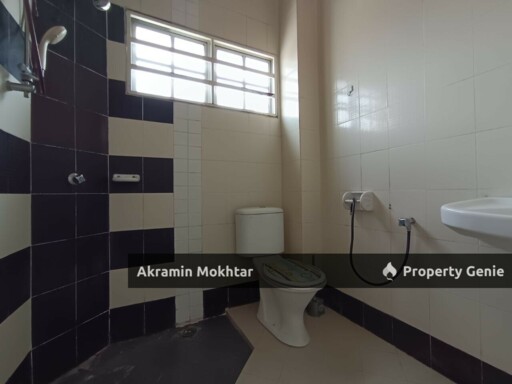 Double Storey Terrace (Intermediate), Kota Puteri, Rawang