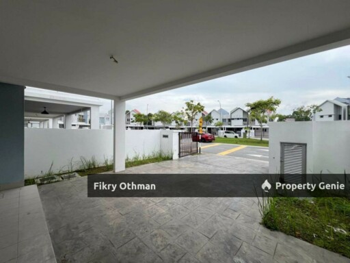 Facing Open Double Storey Superlink Serene Heights (Type Frischia), Bangi