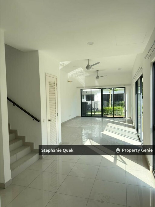 Wisteria Bandar Rimbayu 2 Storey 4B4B End lot Superlink House For Rent