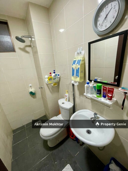 FREEHOLD, 2 COVERED PARKING & WELL MAINTAINED | Residensi Zamrud Condominium Kajang 2 Selangor