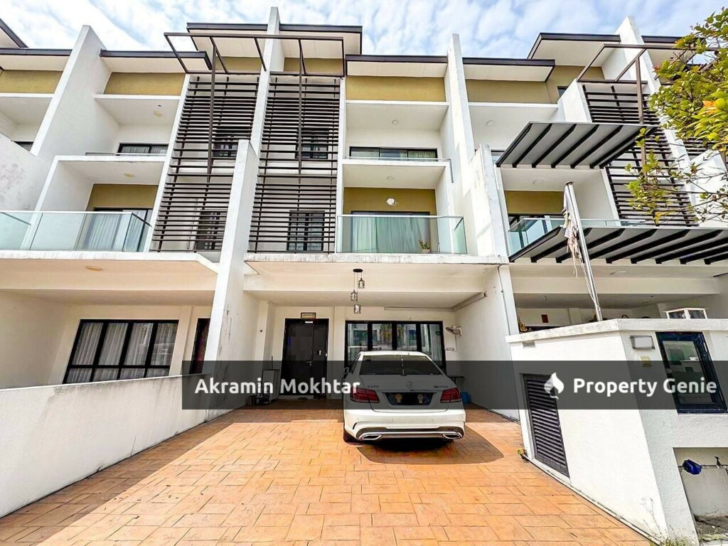 Freehold | 3 Storey Terrace Anggun 3 Emerald Rawang