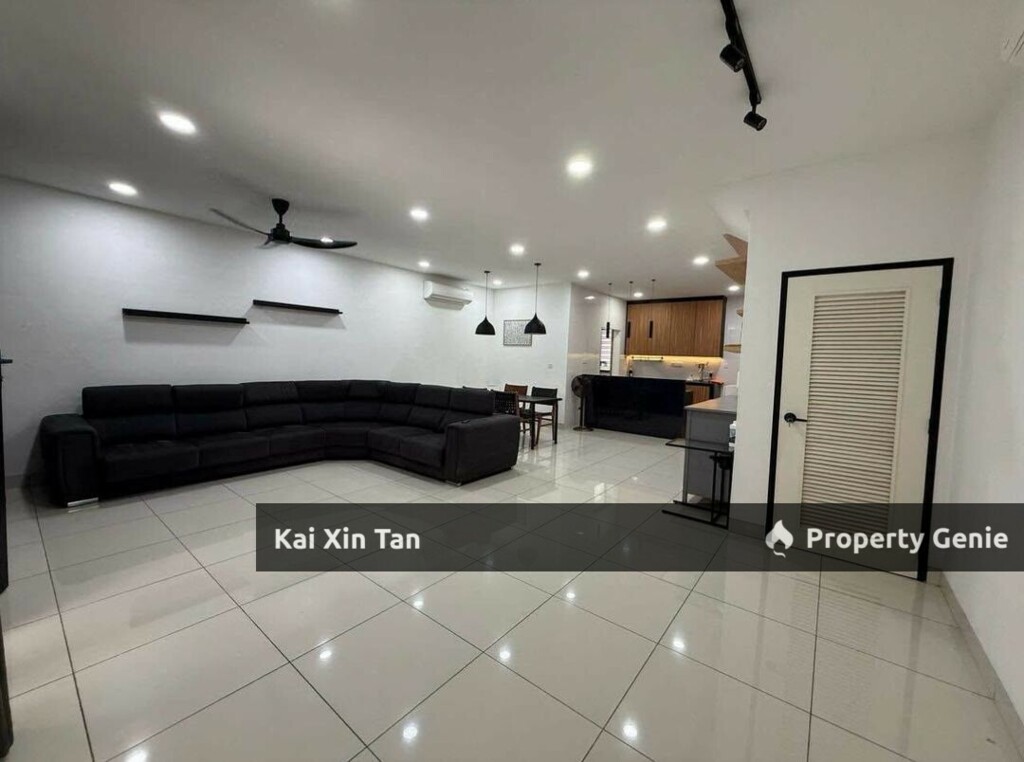 Glenmarie @ Mount Austin@4b3b