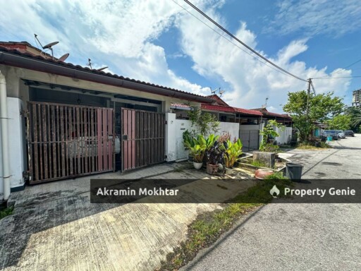 Freehold & Renovated | Single Storey Intermediate Bandar Rinching Seksyen 1 Semenyih