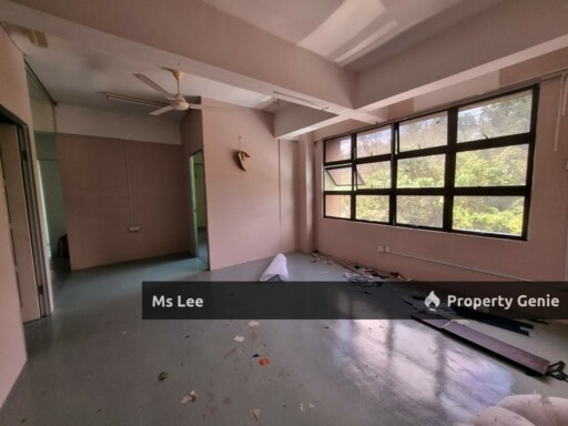 Paragon Valley - Corner 3 Storey Shop Office - Good for Investment