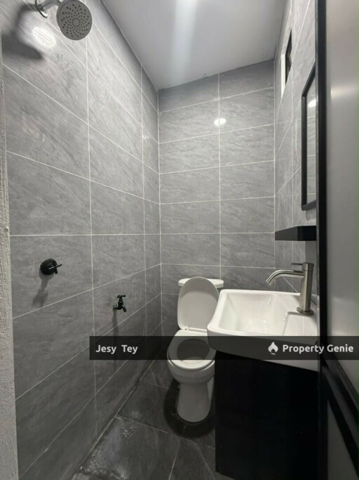 Kelapa Sawit Double Storey Fully Reno Sales