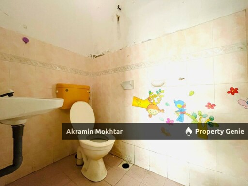 FREEHOLD & FACING OPEN | SINGLE STOREY TERRACE INTERMEDIATE HOUSE TAMAN SEMESTI TELUK INTAN PERAK