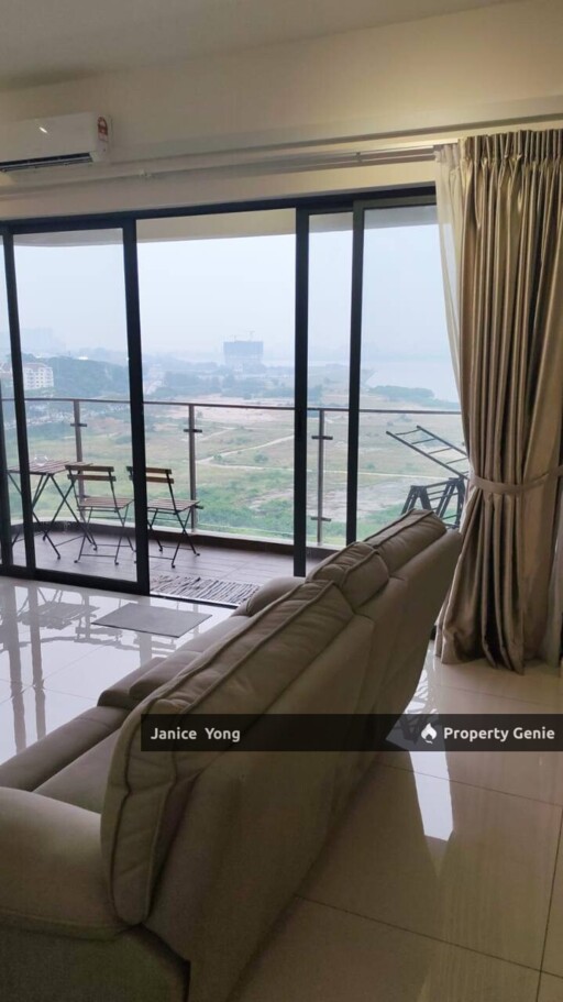 Kingsbay Country Garden Danga Bay