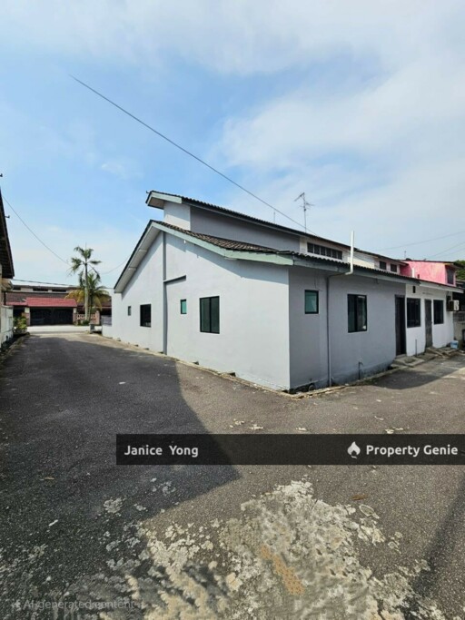 Taman Johor Jaya Jalan Dedap 1 End Lot