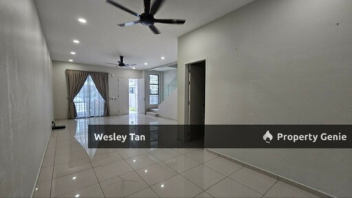 One Krubong Below Value 2 Storey Terrace Freehold Partly Furnished 4br