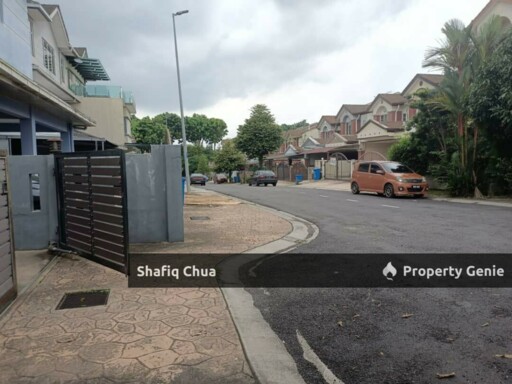 Corner Unit 3 Storey Semi-D Cluster Subang U9, Shah Alam For Sale