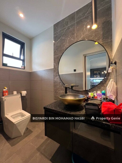 CORNER LOT FULLY FURNISHED & FULLY RENOVATED,  2 Storey Terrace One Park Taman Semenyih Idaman, Semenyih.