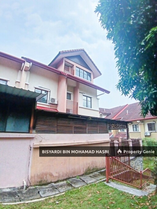 Renovated Corner Lot 2.5 Storey Superlink at Precint 16, Putrajaya
