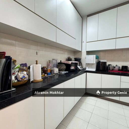 FREEHOLD & FULLY RENOVATED | Three Storey TOWNHOUSE Prima Court Ampang LOWER UNIT