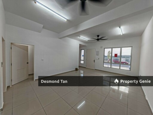 EKA HEIGHTS, BANDAR SRI SENDAYAN, NEGERI SEMBILAN | RM 1000 | Semi-Furnished | Ready Unit | Facing No House | Below Market Value
